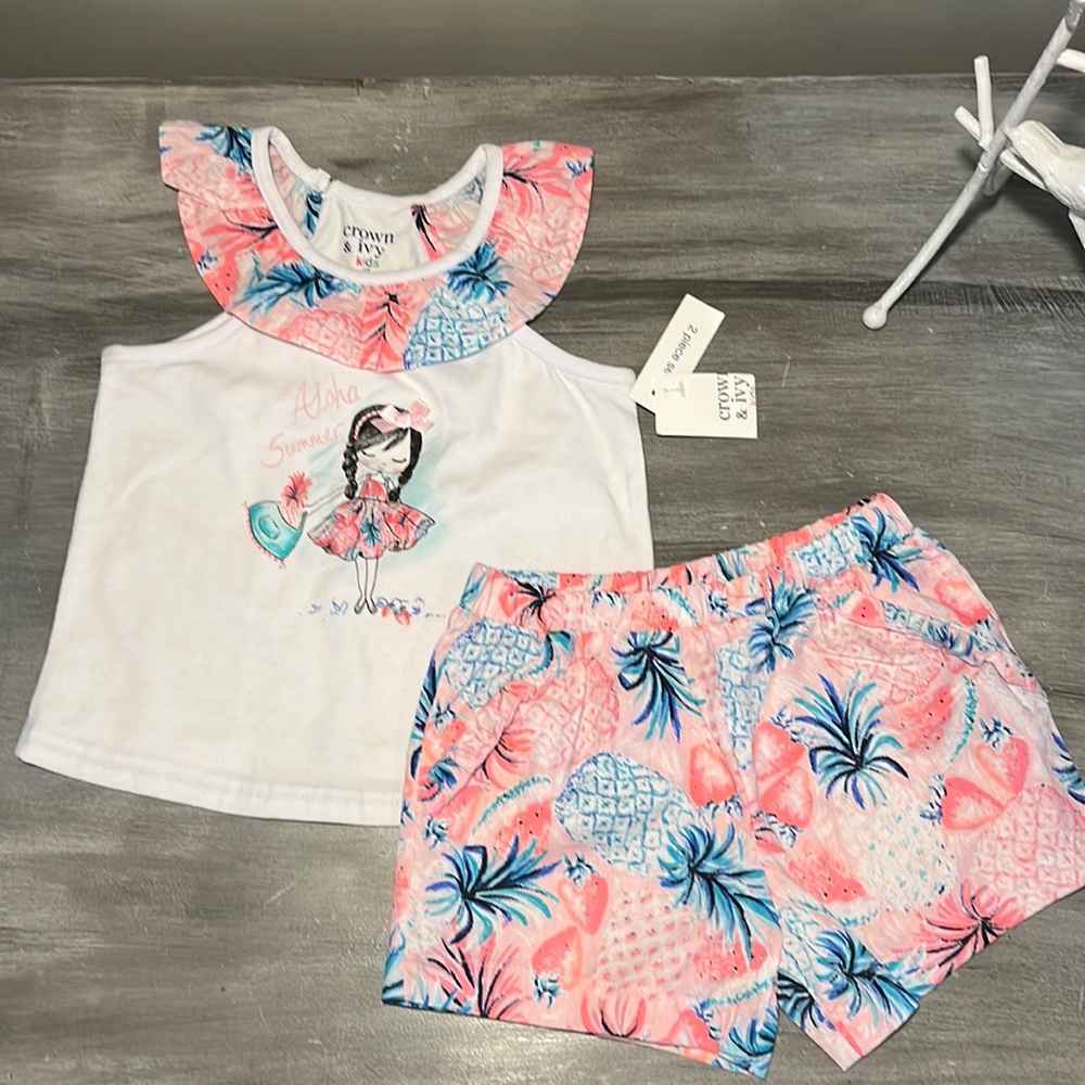 Crown & Ivy New Shorts Set with tags size 2T